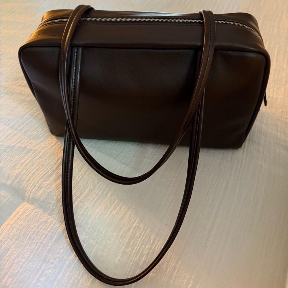 The Row Astra Brown Leather Shoulder Bag - Picture 4 of 14